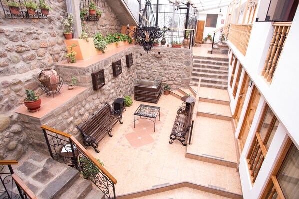 Courtyard - Hotel Arcangel (Cusco)