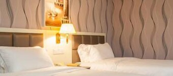 Hanmu Lanting Holiday Hotel