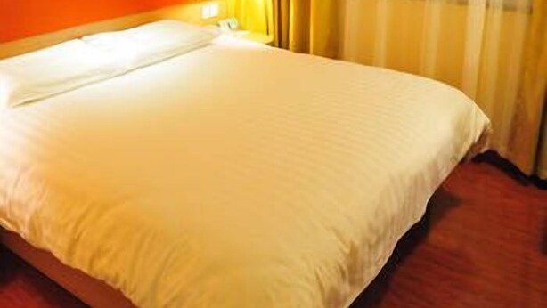 Room - Home Inn (Dali)