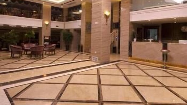 Lobby - Super 8 Hotel (Leshan)