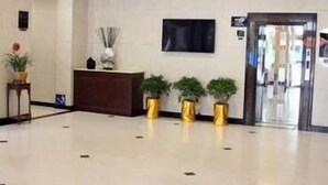 Unclassified image, 2 of 8, button - Jingang Hotel (Jiujiang)