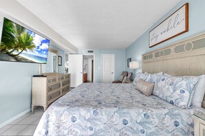 2 slaapkamers, een strijkplank/strijkijzer, gratis wifi, beddengoed