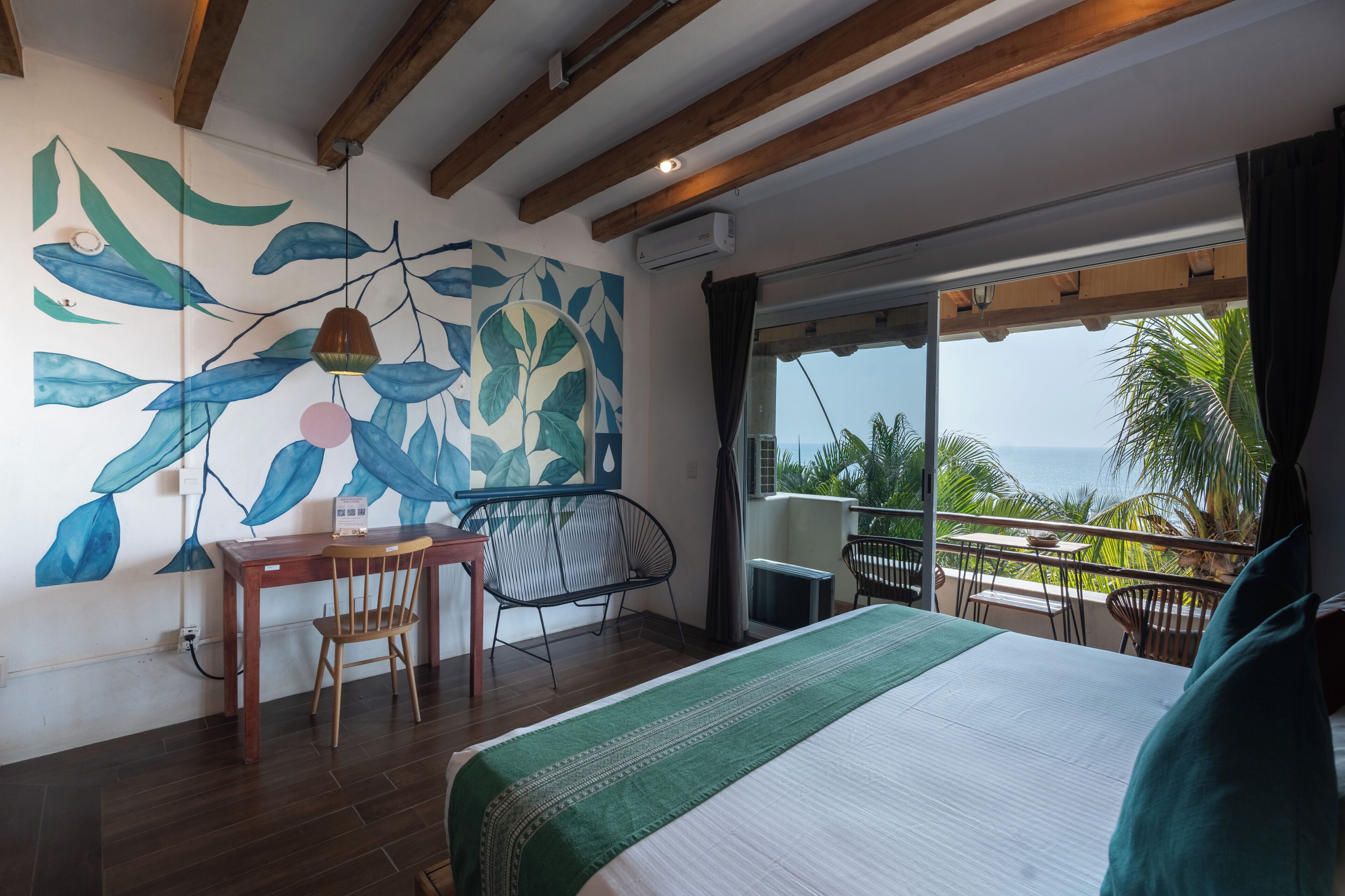 Foto - Nílu Puerto Escondido by Selina