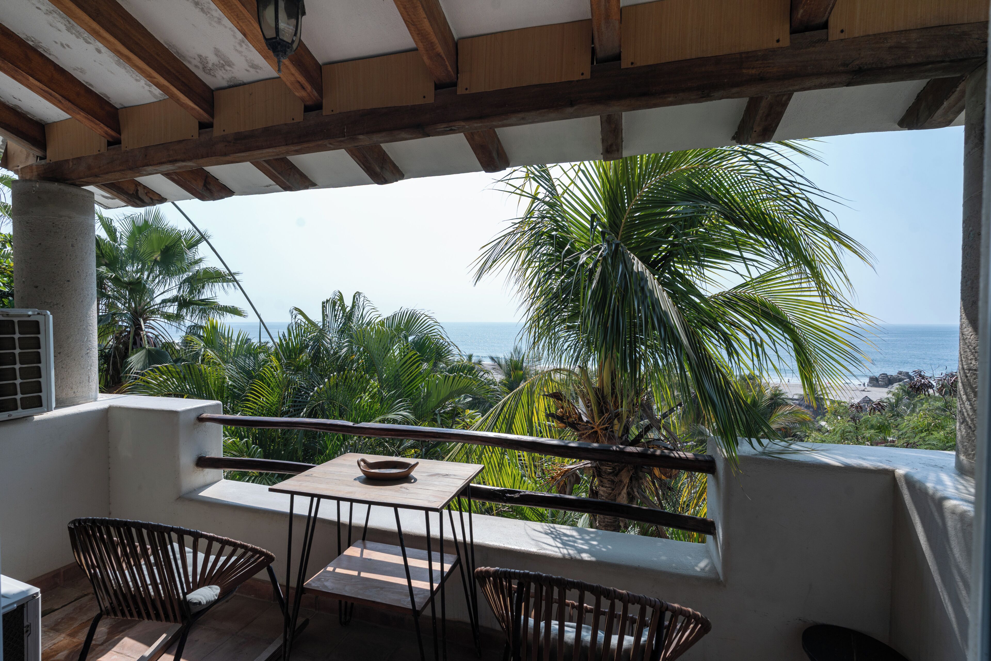 Foto - Nílu Puerto Escondido by Selina