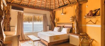 Nílu Puerto Escondido by Selina