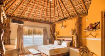 NĂlu Puerto Escondido by Selina