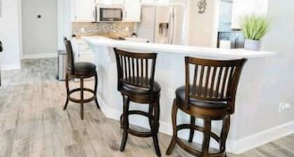 Southern Luxury: Eastchase District 4bd / 3bth