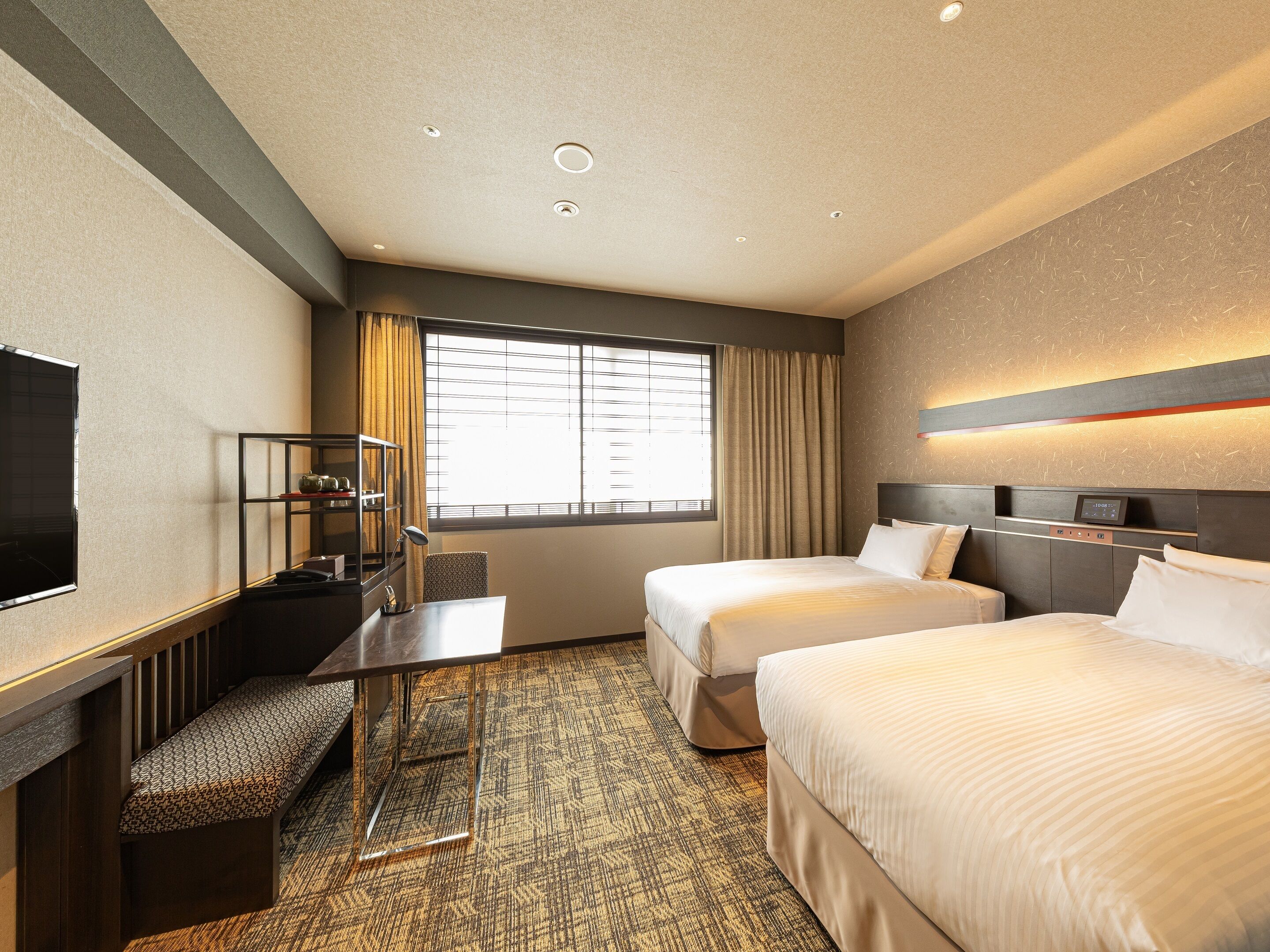 moderate twin room, non smoking | in-room safe, desk, iron/ironing board, free wifi