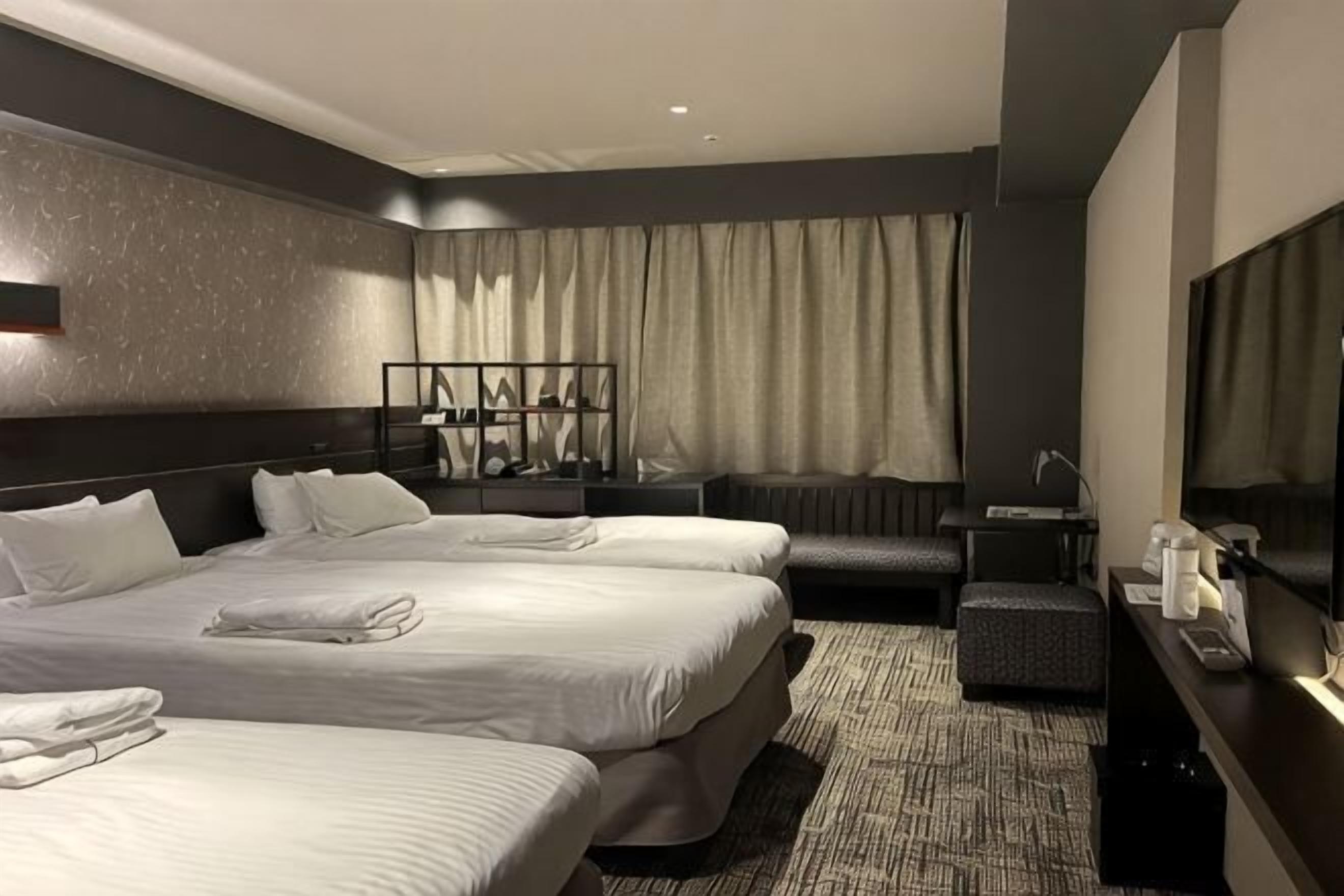 In-room safe, desk, iron/ironing board, free WiFi