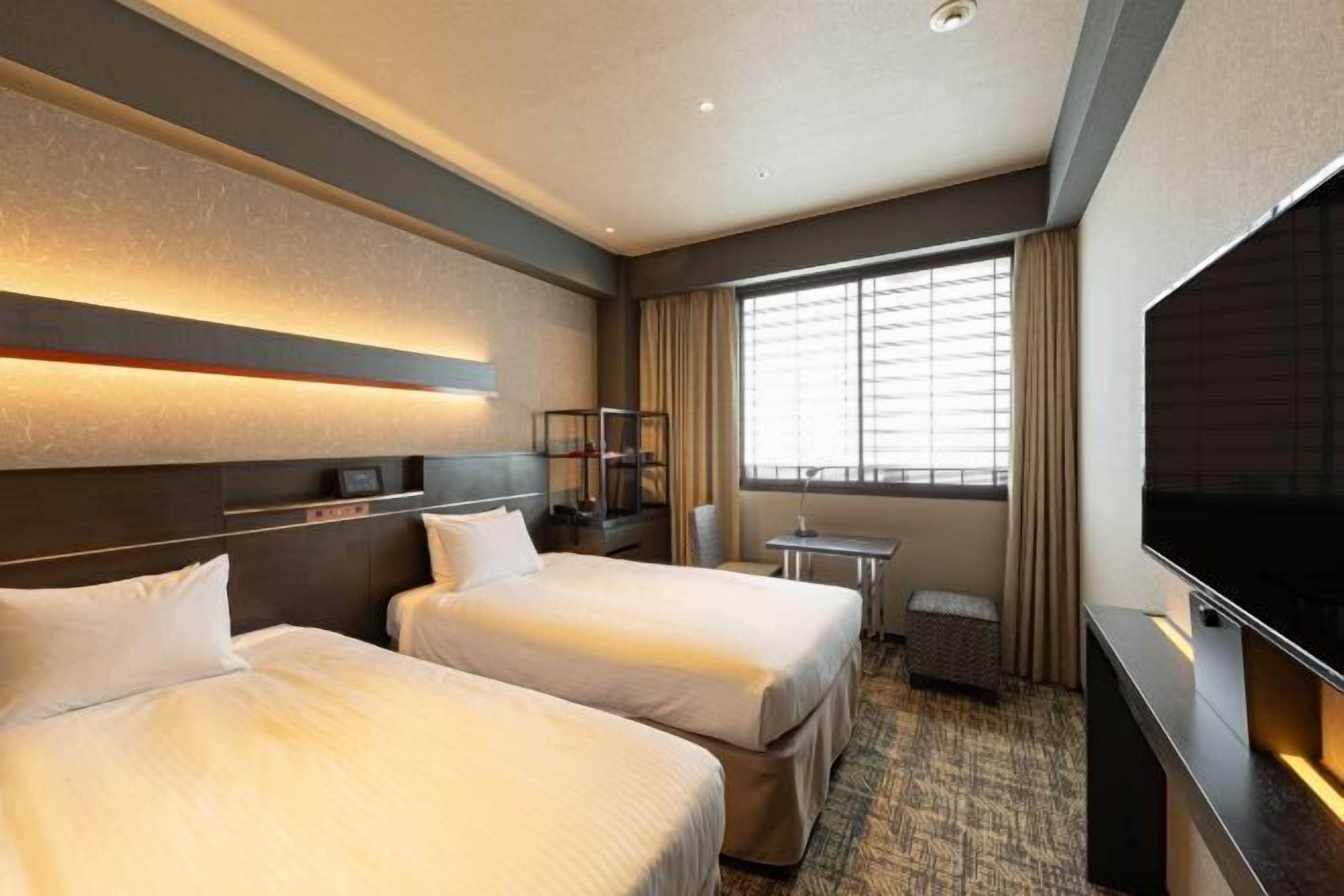 Zimmersafe, Schreibtisch, Bügeleisen/Bügelbrett, kostenloses WLAN