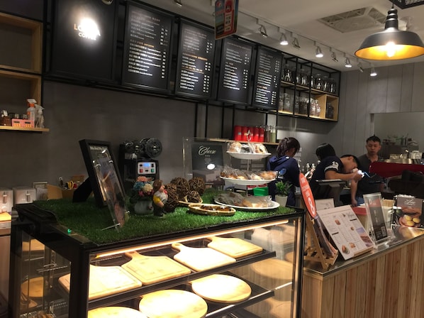 Coffee shop