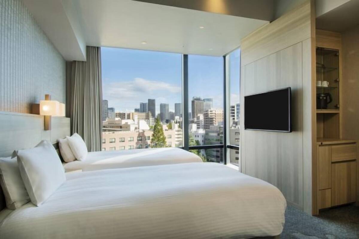 In-room safe, blackout curtains, soundproofing, bed sheets