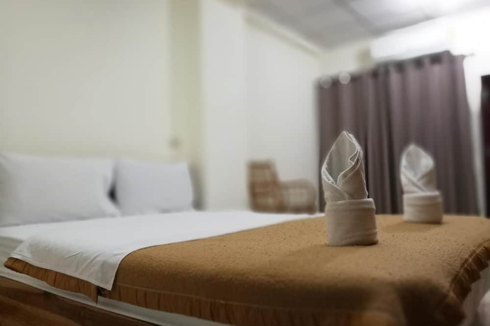 Soi 5 Apartment