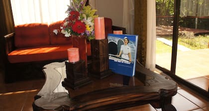 Costa Rica Vacation best location home near everything City Mountains and Beach