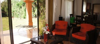 Costa Rica Deluxe Vacation Home near everything City Mountains and Beach