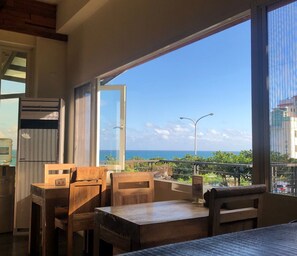 Desayuno a la carta incluido