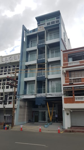 Exterior - GQ Plaza (Kalibo)