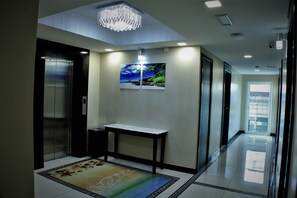 Interior - Wave View Hotel (Semporna)