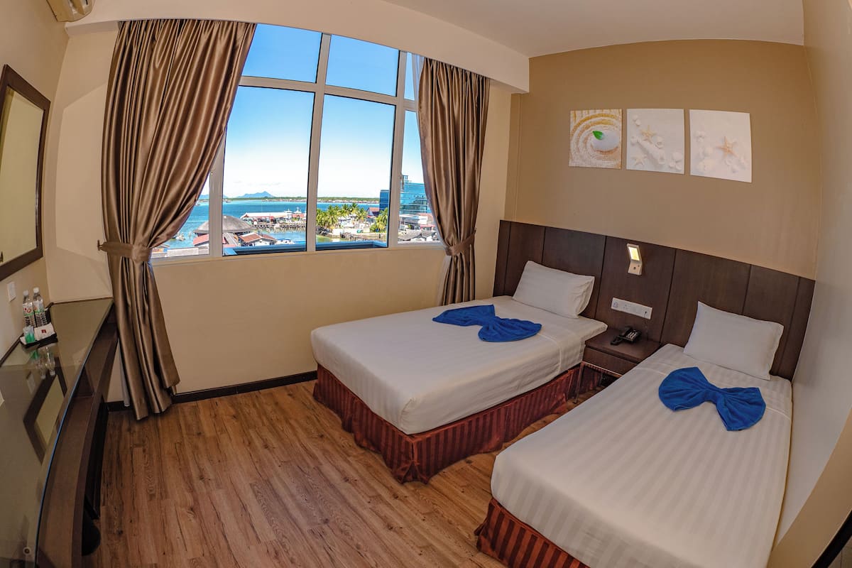 Seaview Twin without Balcony | In-room safe, desk, blackout curtains, iron/ironing board