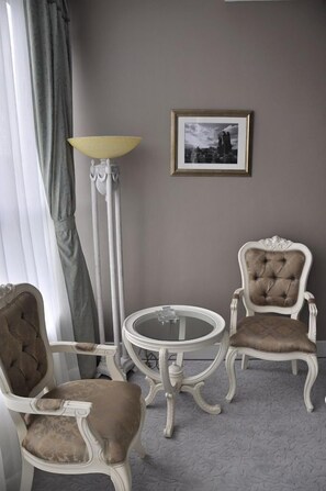 ห้องแกรนด์ | สิ่งอำนวยความสะดวกในห้องพัก