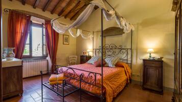 8 Schlafzimmer, Bügeleisen/Bügelbrett, WLAN, Bettwäsche