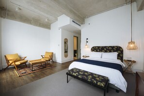 Suite – superior | Safe på rommet, skrivebord, skrivebord for bærbar PC og lydisolert