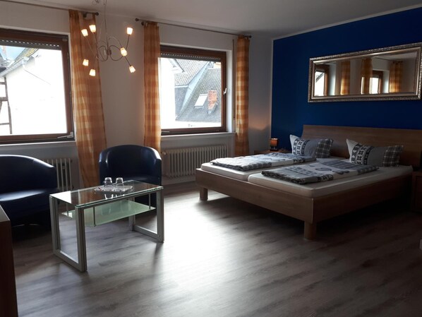 Free WiFi, bed sheets