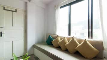 Comfort appartement, 2 queensize bedden, balkon | Zitruimte lobby