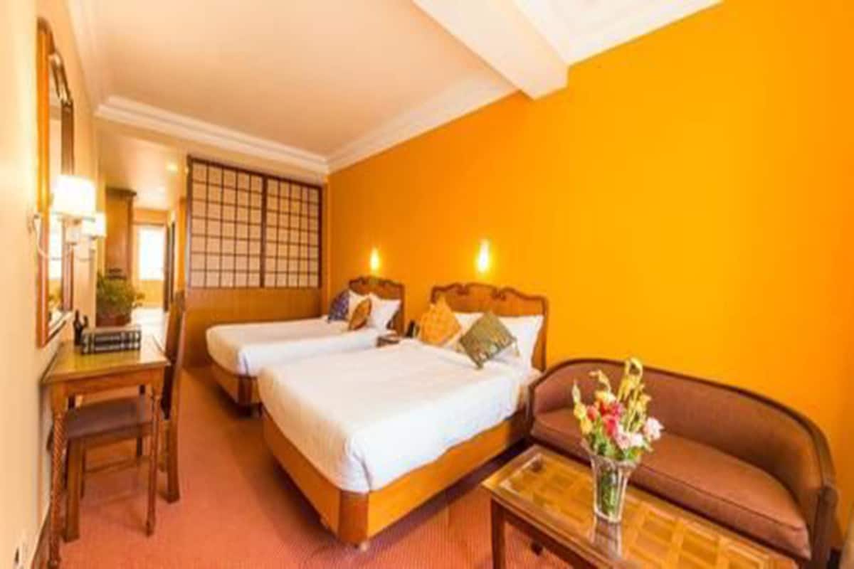 1 habitación, ropa de cama de alta calidad, escritorio y insonorización