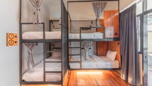Room - 4Share Hostel (Bangkok)