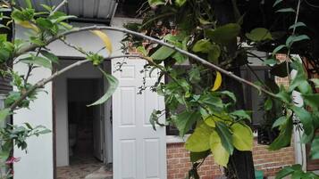 Standard Double Room with Air Condition Private Bathroom