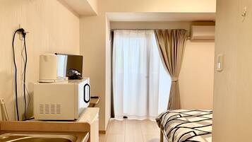 Standard Double Room | Desk, free WiFi