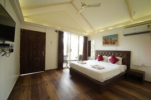 Exterior - Sunset & Waves Resort (Mandrem)