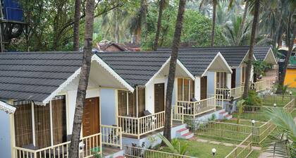 Sunset & Waves Resort