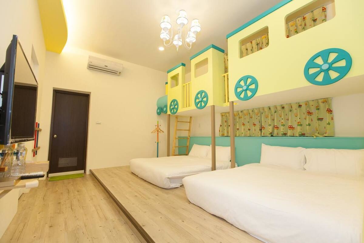 Blackout curtains, soundproofing, rollaway beds, free WiFi