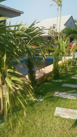 4-Bedroom Villa with Private Pool | Terrace/patio
