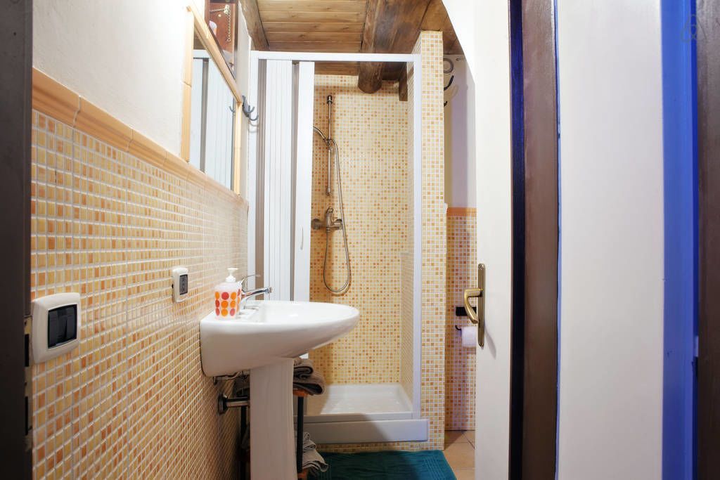 Appartement, 2 chambres, cuisine | Salle de bain | Douche, articles de toilette gratuits, sèche-cheveux, peignoirs