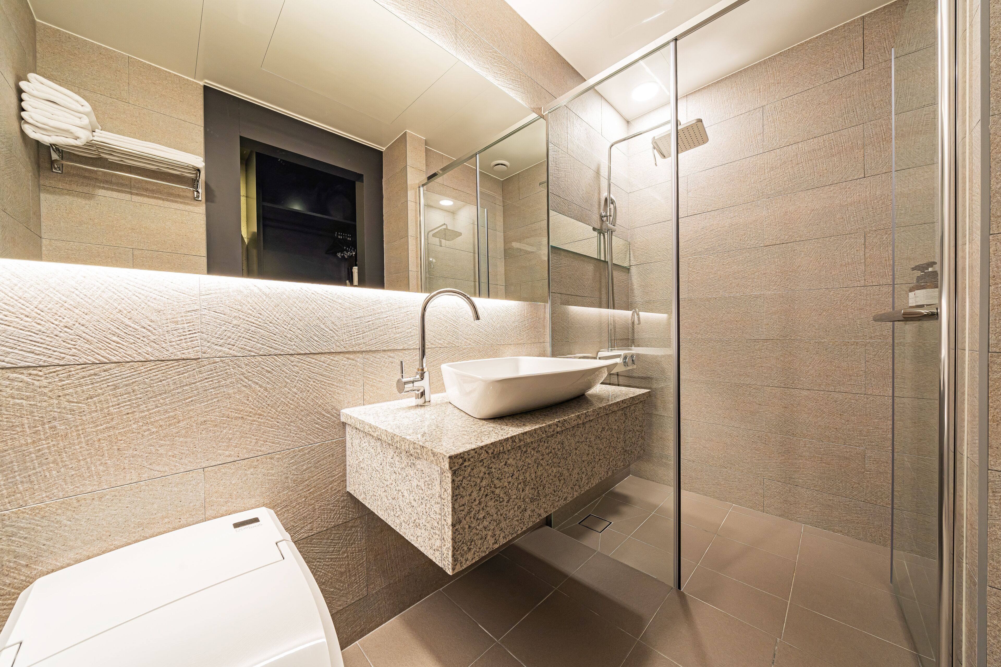 shower, free toiletries, hair dryer, bathrobes