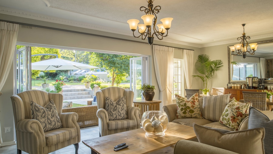 Number Eighteen Exclusive Guest Lodge