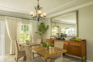 包含每日欧式早餐