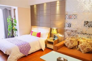 書桌、遮光窗簾/窗簾、免費 Wi-Fi