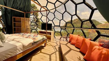 Tenda Luxury, vista mare | 1 camera, una cassaforte in camera, Wi-Fi gratuito, lenzuola