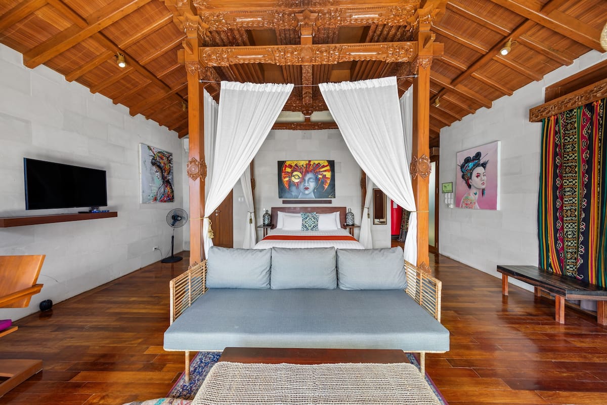 Karuna Joglo 4 | 1 bedroom, in-room safe, free WiFi, bed sheets