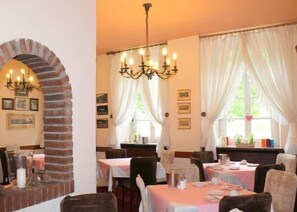 Colazione a buffet inclusa, servita tutte le mattine 