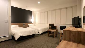 Deluxe Twin Room, Non Smoking | Desk, free WiFi, bed sheets