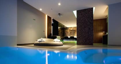 Mood - Private Suites