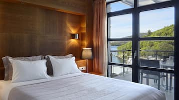 Vila Premier, 2 kamar tidur, kolam renang pribadi, pemandangan pantai | 1 kamar tidur, seprai premium, brankas, dan didekorasi berbeda-beda