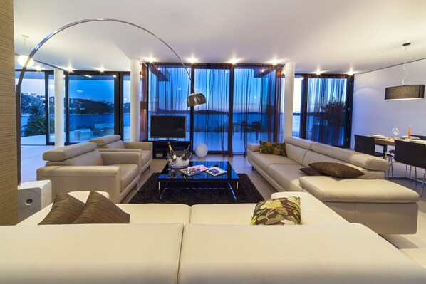 Villa 02 | Living area
