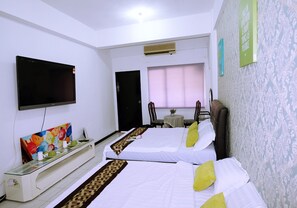 Studio | In-room safe, desk, iron/ironing board, free WiFi - Studio Apartment @ KK City Center (Kota Kinabalu)