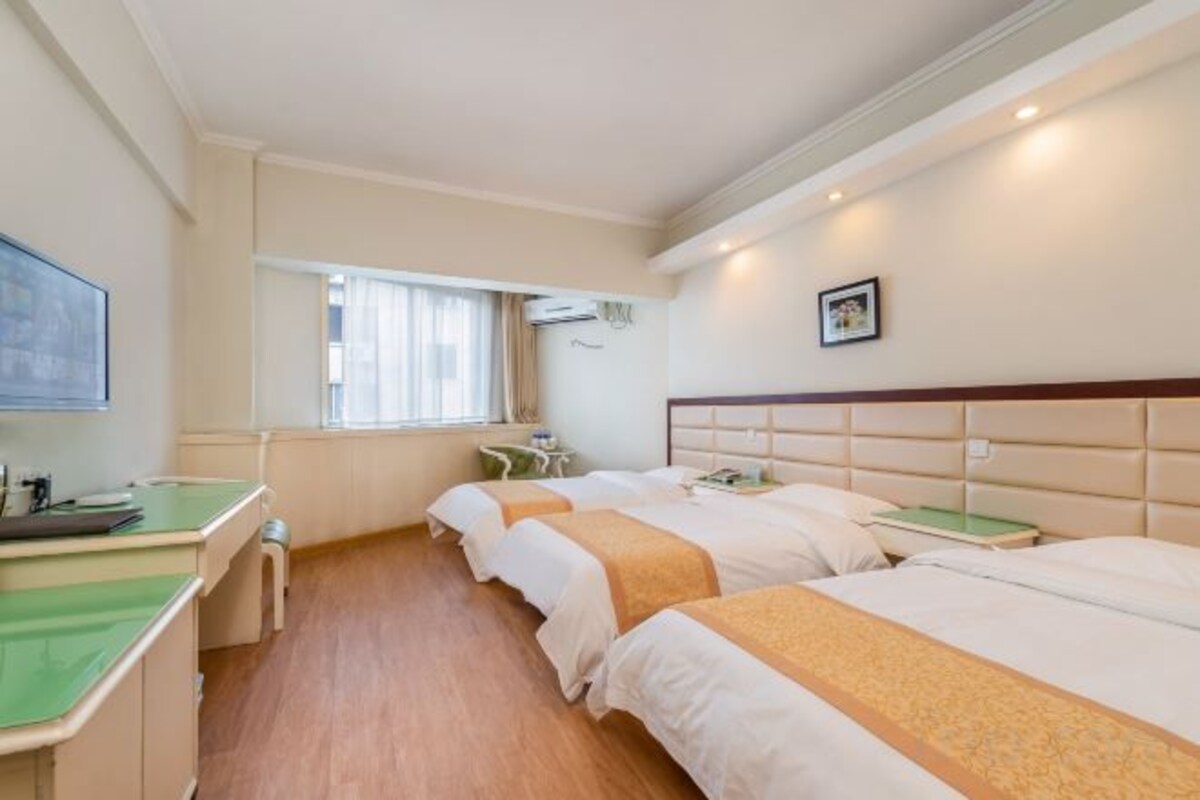 Business Triple Room